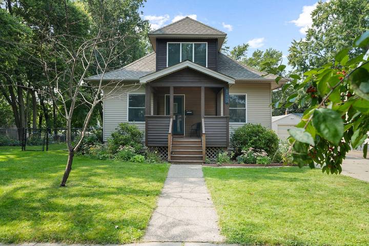 Vacation rental for 8 people, with terrace, kid friendly in Saint Paul (MN)