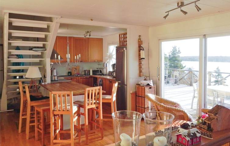 Maison de vacances pour 6 personnes avec terrasse in Vaxholm, Archipel de Stockholm
