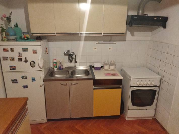 Ganze Wohnung, 2-Zimmer-Ferienwohnung am Strand Podgora, Makarska -a in Podgora, Makarska Riviera