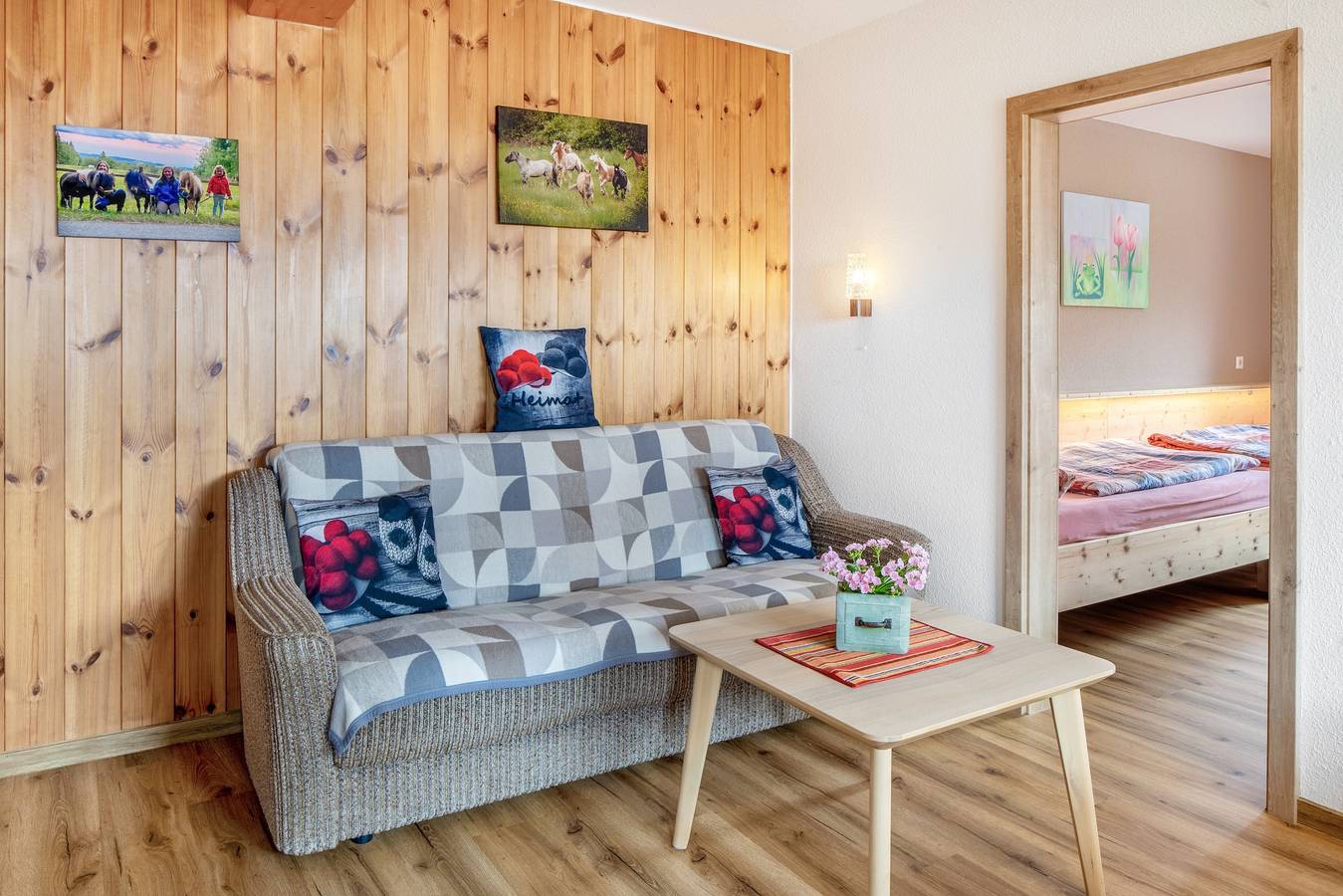 Ganze Wohnung, Ferienwohnung 7 mit gemeinsamer Terrasse, gemeinsamem Garten und Wlan in Bonndorf im Schwarzwald, Südschwarzwald