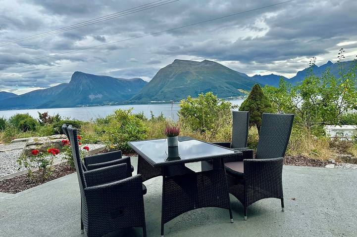Blockhütte für 6 Personen, mit Garten und Terrasse - 1