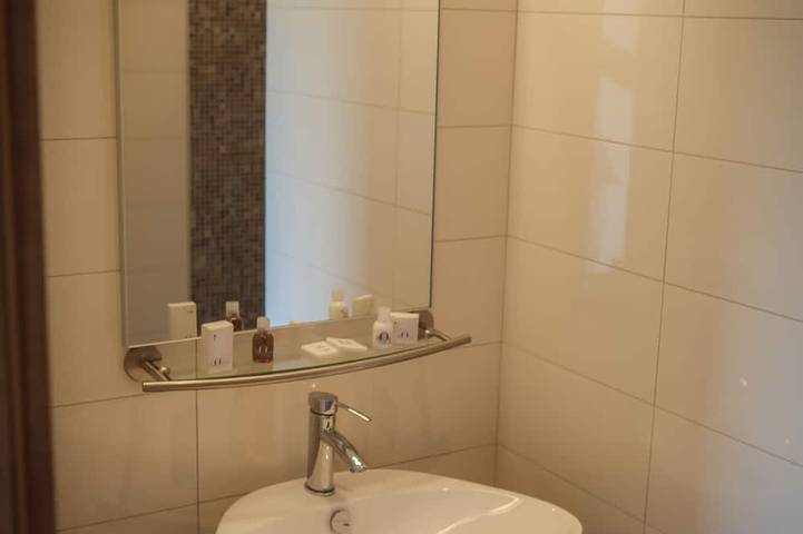 Gîte pour 6 personnes, avec balcon et jardin dans Plage de Tenutella - 4