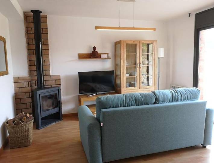 Apartamento para 7 personas, con Balcón y Terraza además de Jardín y Piscina para niños en Serra de Montsant