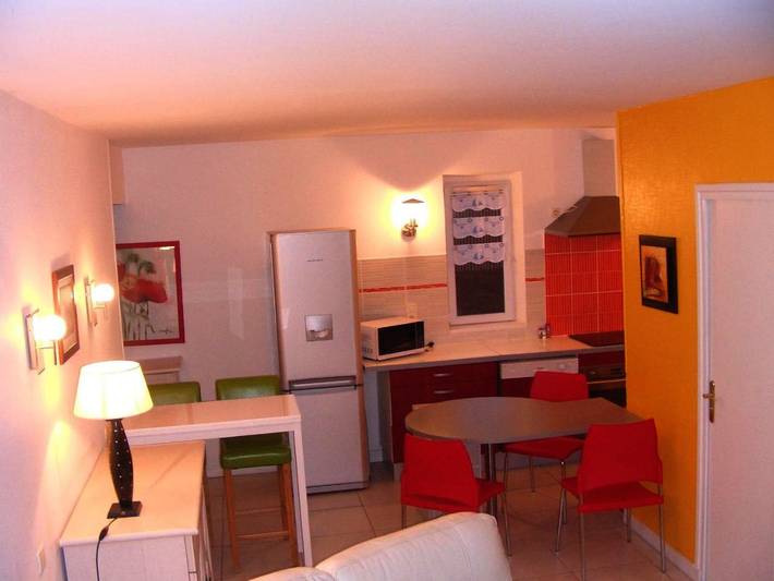 Gîte pour 6 personnes, avec vue et terrasse, animaux acceptés à Massiac - 3