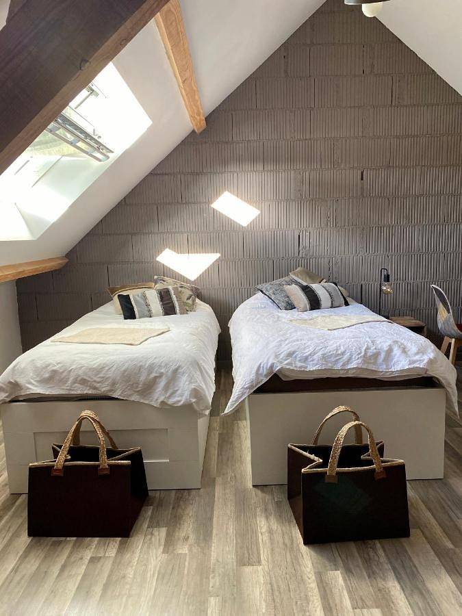 Maison d’hôte pour 2 personnes, avec Terrasse et Jardin ainsi que Piscine et Sauna