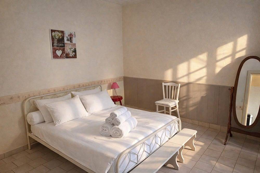 La Joli Maison - Les Chesneaux in Perrusson, Loches region