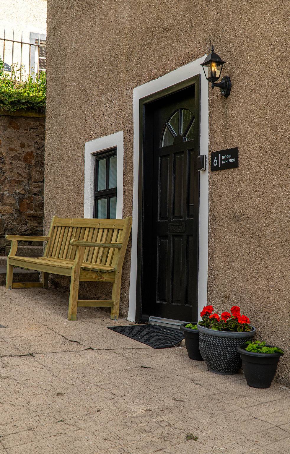 Entire holiday apartment, The Old Paint Shop Apartment - Centrally Situated in Anstruther, Fife region