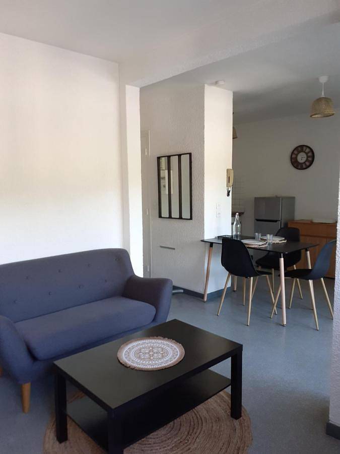 Gîte pour 2 personnes, avec Balcon et Terrasse à Oloron-Sainte-Marie