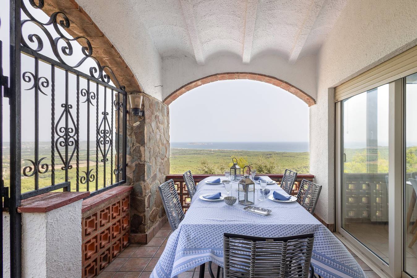 Holiday Home 'Bruselas' with Sea View, Wi-Fi and Air Conditioning in els Masos de Pals, Pals