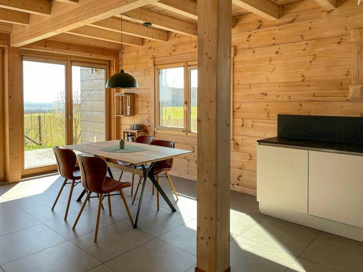 Ferienwohnung für 4 Personen, mit Terrasse und Garten in Schweppenhausen