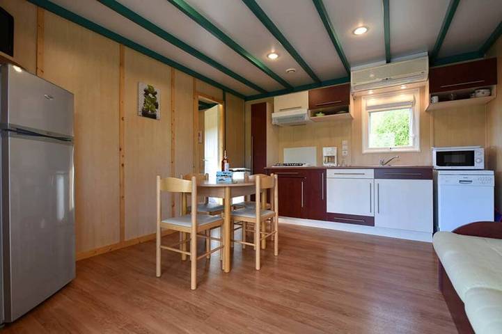 Location de vacances pour 3 personnes, animaux acceptés à Montréal (Rhône-Alpes)