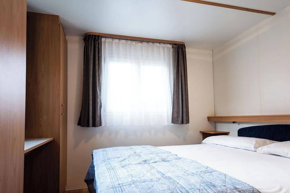 Angenehme Wohnung in einem Ferienhaus für 6 Personen mit  W-Lan, Klimaanlage, Pool und Terrasse in Grado, Görz Provinz