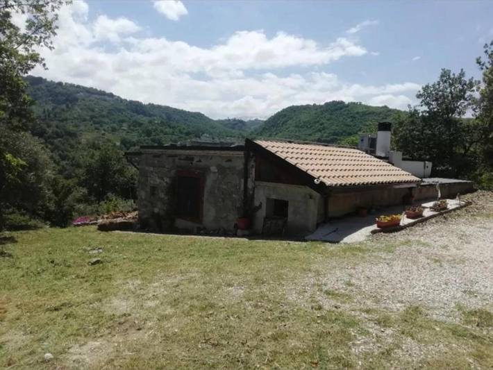 Bed and breakfast per 5 persone, con panorama e giardino, adatto a famiglie con bambini - 1