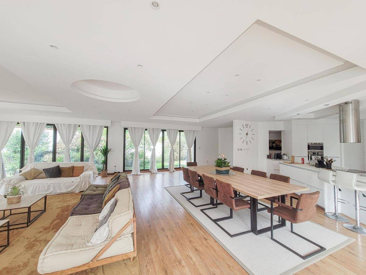 Maison 12 personnes, Vendée et puy du fou in Treize-Septiers, Vallée de la Loire
