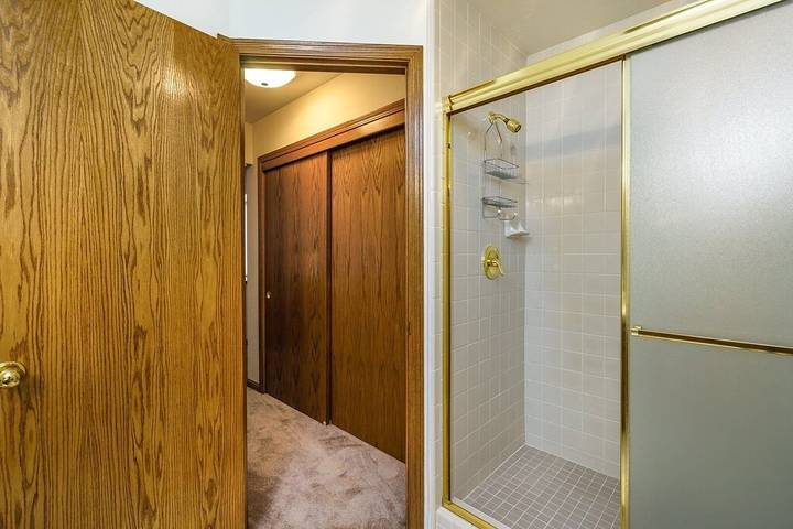 Vacation rental for 10 people, with pool and balcony as well as yard in Groveland (CA)