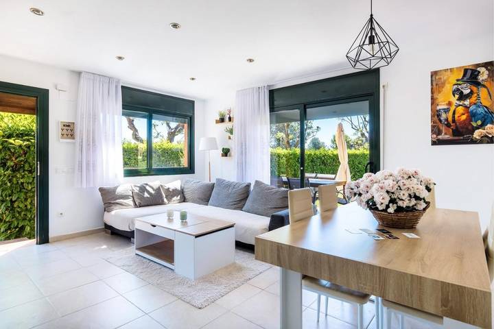 Location de vacances pour 6 personnes, avec jardin et piscine dans Bonmont Terres Noves - 3