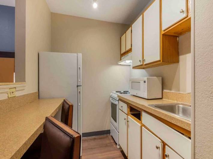 Apartamento entero, 1 Cama Tamaño Queen | Para No Fumadores, Microondas in Montclaire South, Charlotte