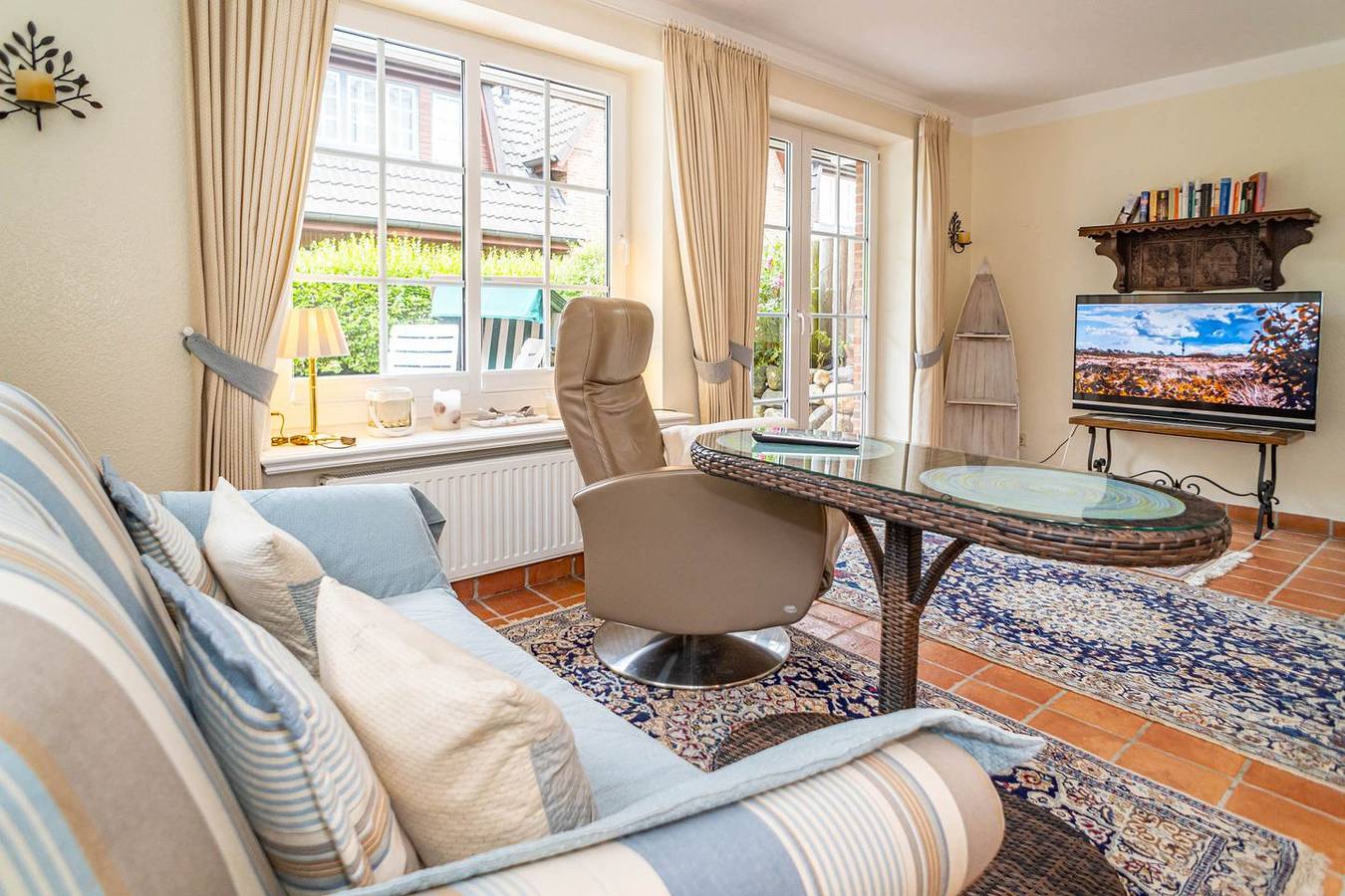 Charmante Ferienhaushälfte für bis zu 5 Personen in ruhiger Lage von Westerland. in Tinnum, Sylt (Gemeinde)