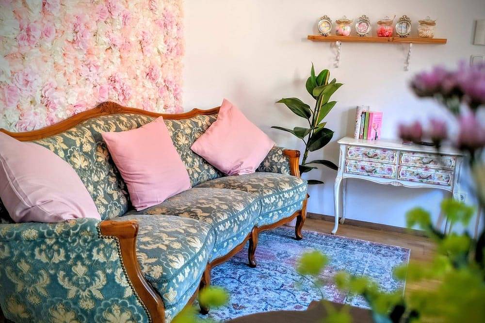 Ganze Wohnung, Marie Antoinette ♣ a journey into the past in Uelzen, Landkreis Uelzen