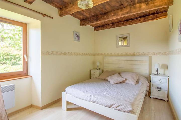 Location de vacances pour 6 personnes, avec terrasse et jardin, animaux acceptés à Meyssac - 4