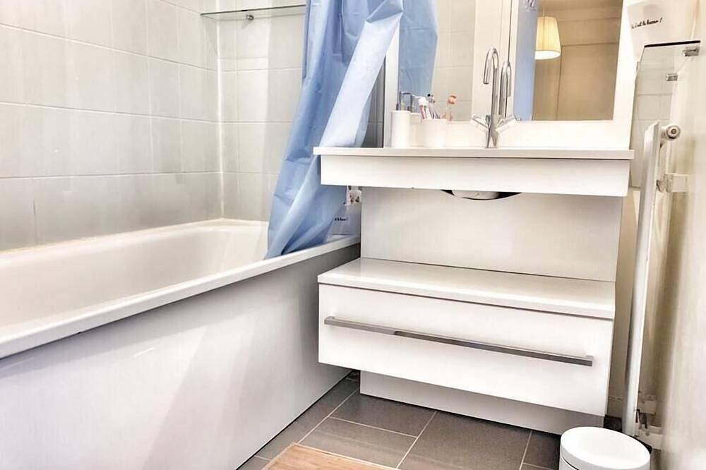 Apartamento entero, Cosy and Chill Appartement- Paris Cdg Airport- Disneyland- Parc des Expos in Gonesse, Valle del Oise
