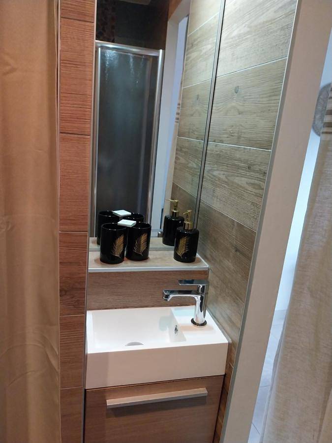 Chambre d’hôte pour 2 personnes, avec vue et jardin à Saint-Sauveur-de-Montagut - 3