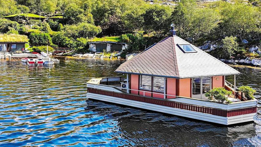 Ferienhaus für 7 Personen, mit Terrasse in Bremanger