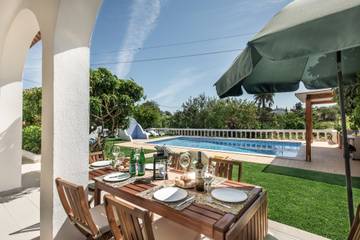 Casa De Vacaciones para 8 Personas en Armação de Pera, Distrito de Faro, Foto 1