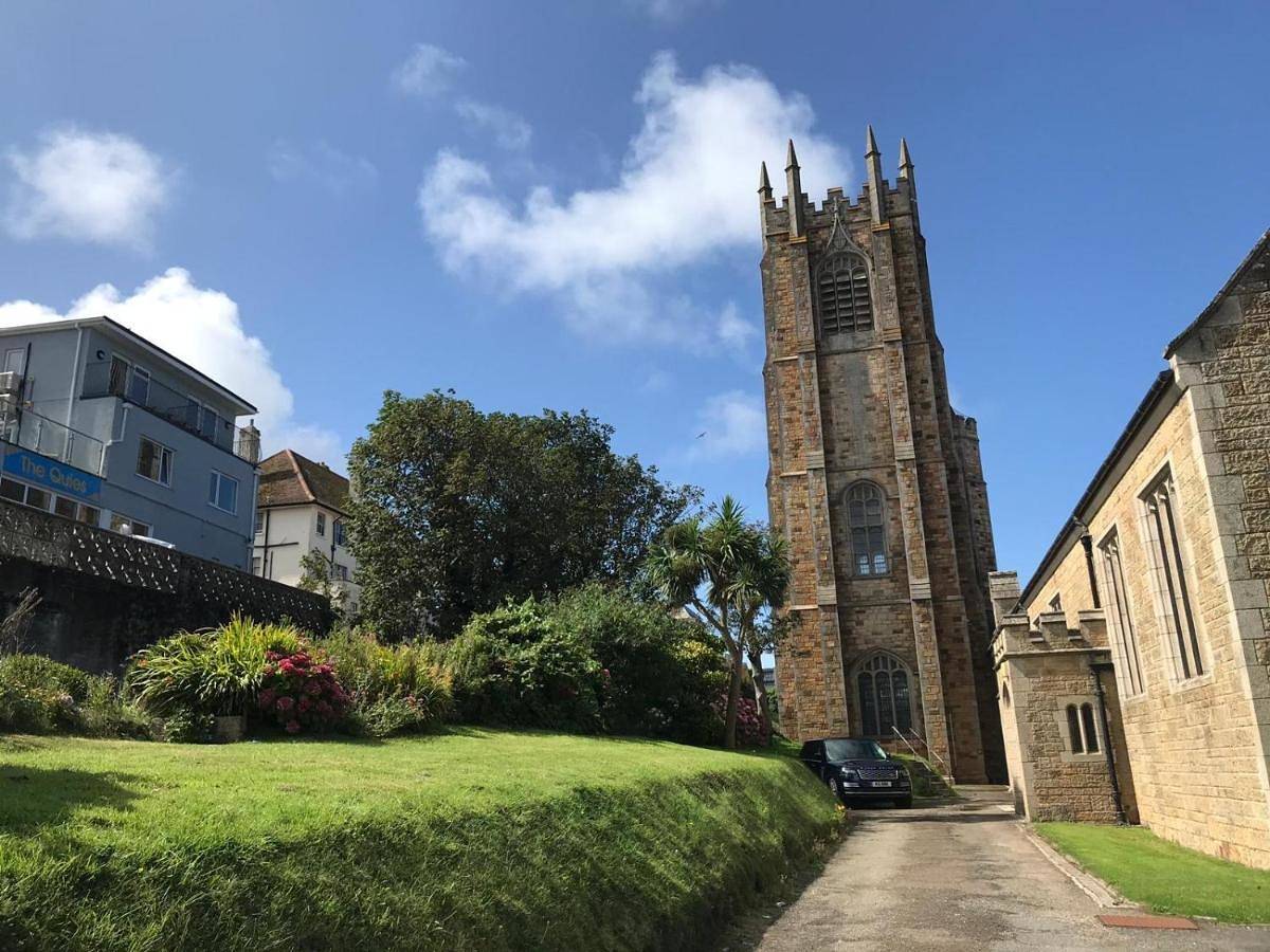 Deluxe King Size Room in Newquay, Cornwall