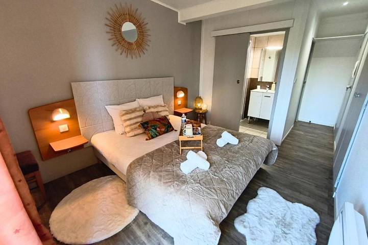 Hôtel pour 2 personnes, avec jardin et vue à Turenne - 3