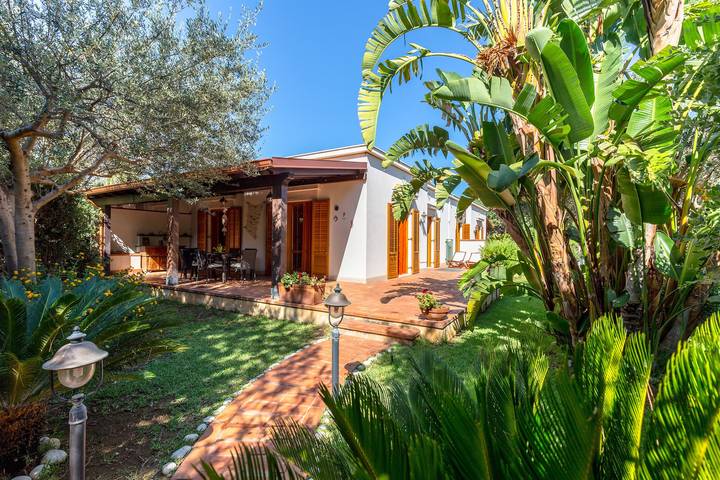 Casa vacanza per 5 persone, con Giardino