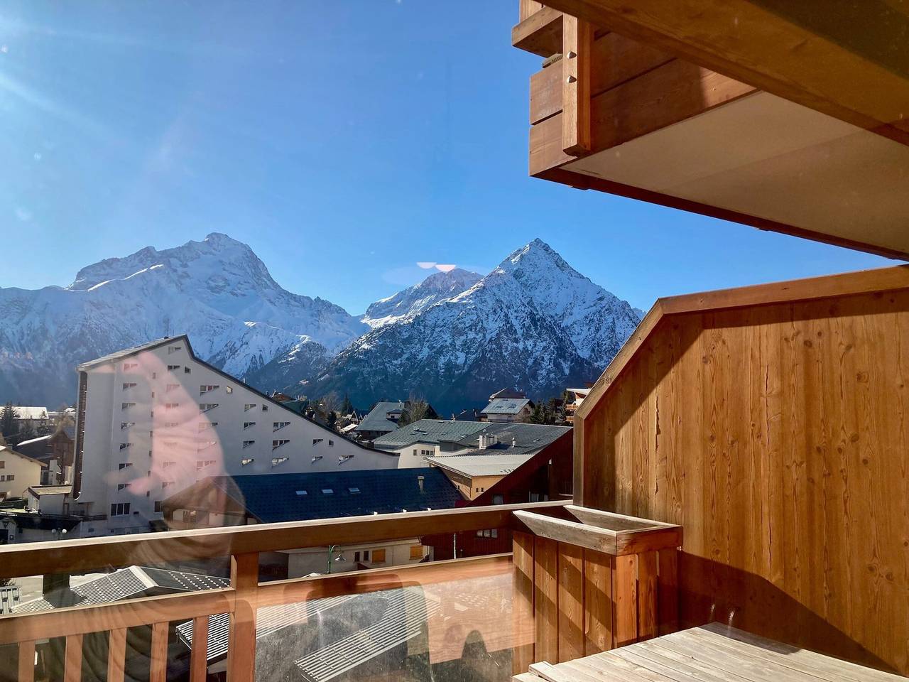 Apartamento entero, Apartamento nuevo, luminoso, a 250m de las pistas, se admiten mascotas in Mont-de-Lans, Les Deux Alpes