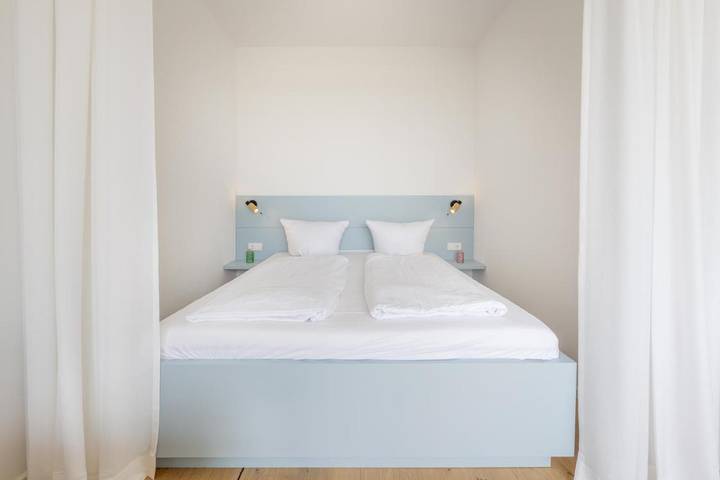Ferienwohnung für 3 Personen, mit Terrasse und Garten sowie Sauna und Seeblick in Steglitz-Zehlendorf - 2