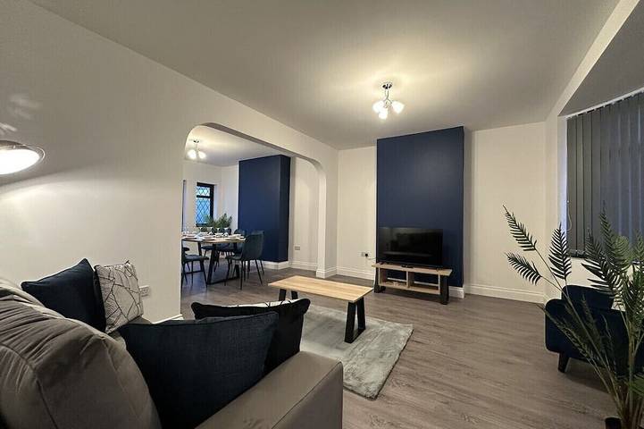 Holiday home for 10 people, with garden - 1