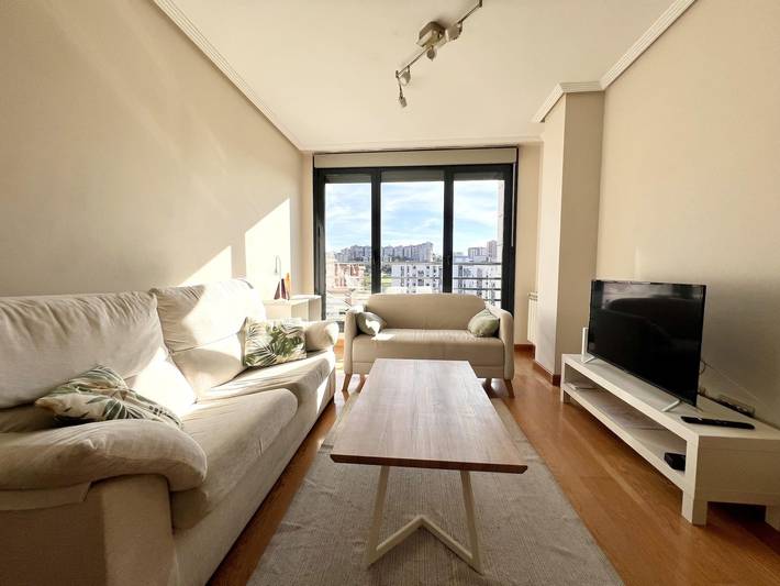 Gîte pour 4 personnes, avec jardin et piscine, adapté aux familles à Santander - 4