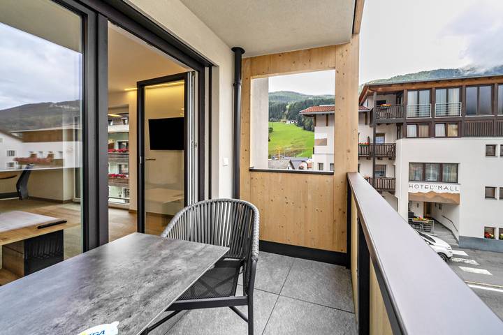 Entire apartment, Apartment "Lamm 2" with Mountain View, Balcony & Wi-Fi in St. Valentin auf der Haide, Graun