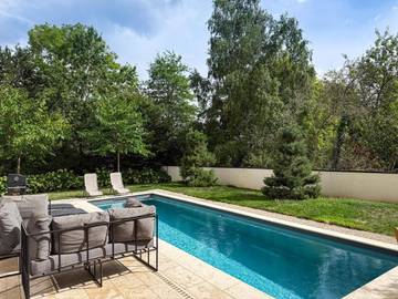 Maison d’hôte pour 8 personnes, avec piscine ainsi que vue et jardin à Blois