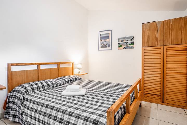 Entire apartment, ‘La Capannuccia A’ Apartment with Shared Garden, Wi-Fi & Air Conditioning in Spiaggia della Feniglia, Orbetello