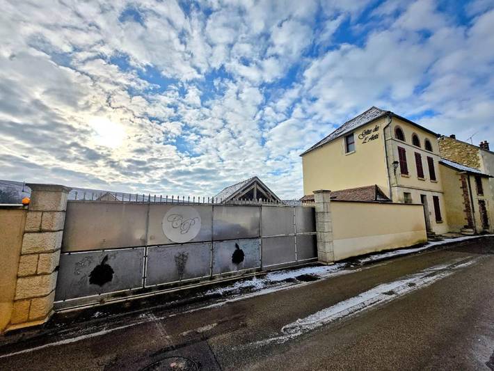 Location de vacances pour 6 personnes, avec terrasse dans Beine