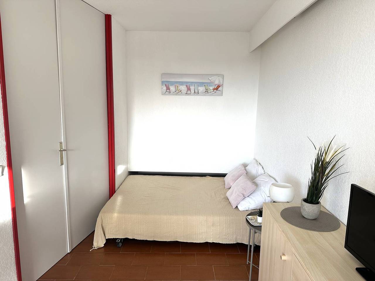 Apartamento vacacional entero, P2 seaside, garden level, Large terrace and garage in Port Camargue, Le Grau-du-Roi