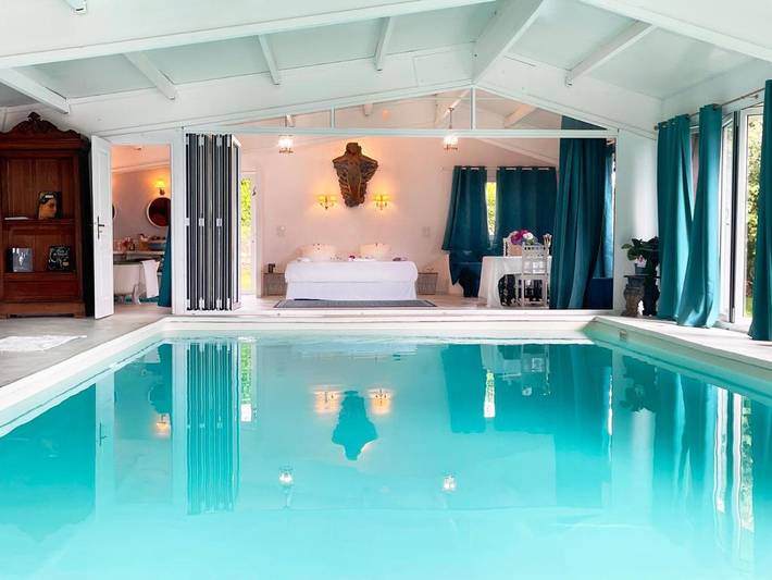 Location de vacances pour 3 personnes, avec Terrasse et Jardin ainsi que Piscine et Vue à Marais-Vernier (Eure) - 2