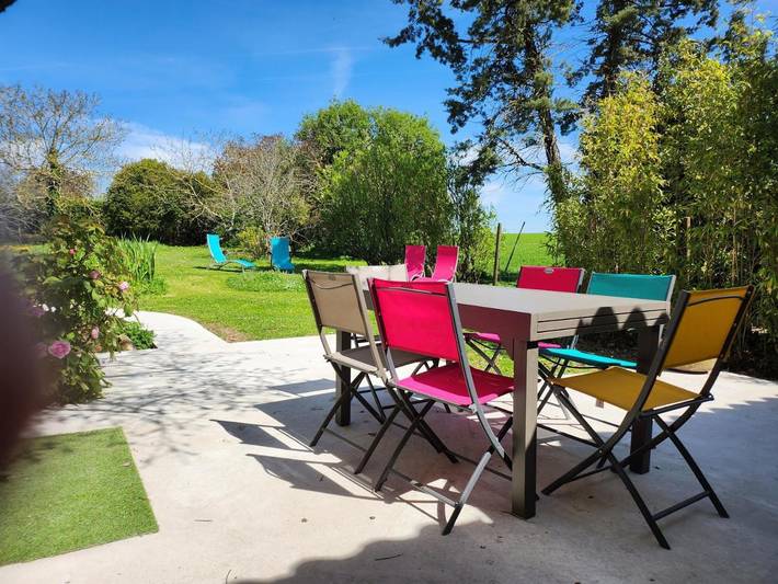 Location de vacances pour 6 personnes, avec jardin, adapté aux familles à Nalliers - 4