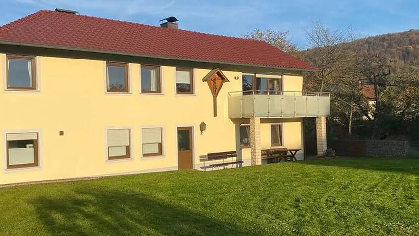 Ferienwohnung für 7 Personen, mit Balkon