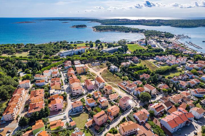 Studio für 3 Personen, mit Balkon und Garten in Medulin