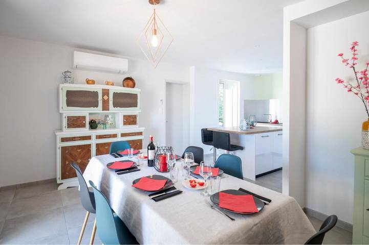 Location de vacances pour 6 personnes, avec Terrasse à Saint-Étienne-de-Tulmont - 2