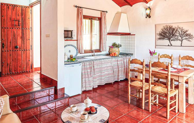 Poolside Terrace: AC, WiFi & Outdoor Pool! in Estepa, Sevilla Province