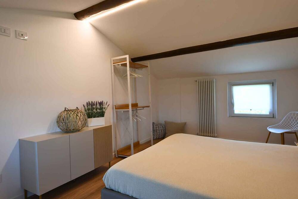 Holiday home with garden and air conditioning in Valeggio sul Mincio, Verona Province