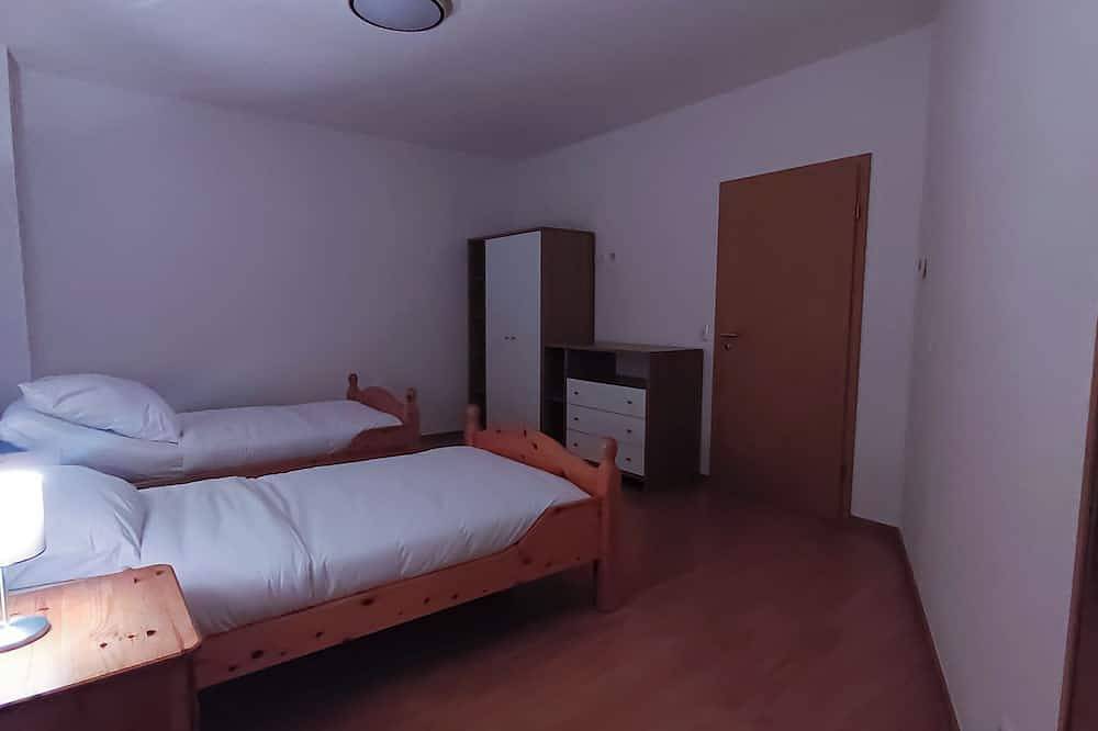 Ganze Wohnung, Muno-Apartment | Ferienwohnung in Radebeul direkt an der Grenze zu Dresden in Radebeul, Meißen Region