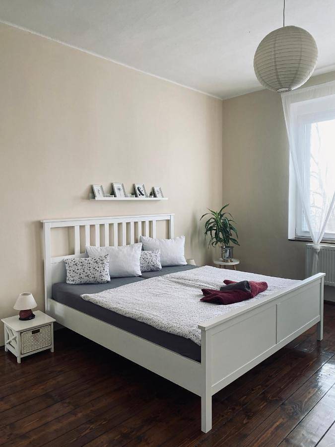 Appartement de vacances pour 2 personnes, avec terrasse ainsi que jardin et vue