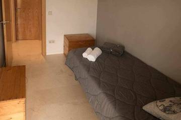 Apartment for 3 People in Girona, Gironès, Photo 4